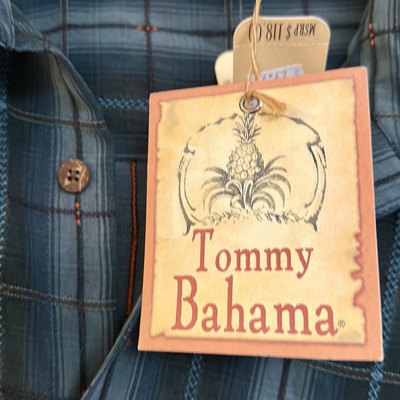 Tommy Bahama shirt size XXL. - Picture 3 of 7